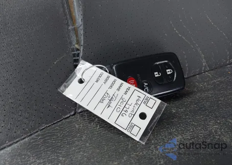 2010 Toyota Prius Iv z USA, uszkodzony, nr VIN JTDKN3DU5A5059106